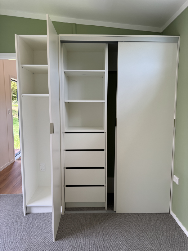 Wardrobe & Storage